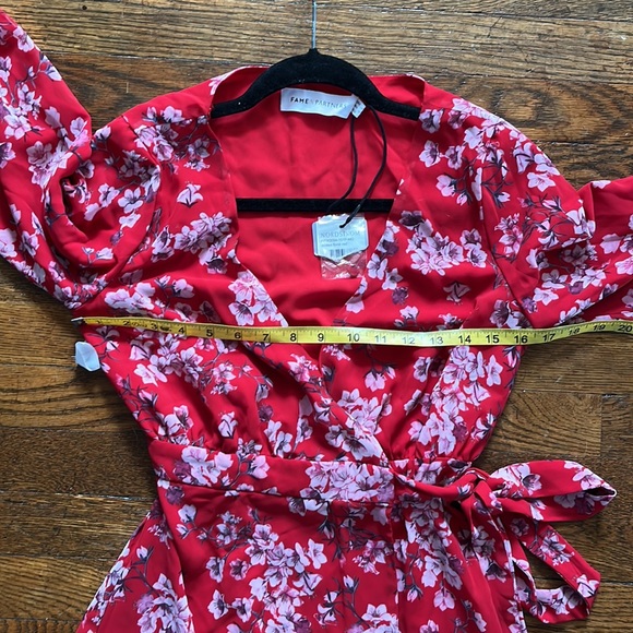 NWT Fame & Partners Evelyn floral wrap dress - Picture 12 of 13